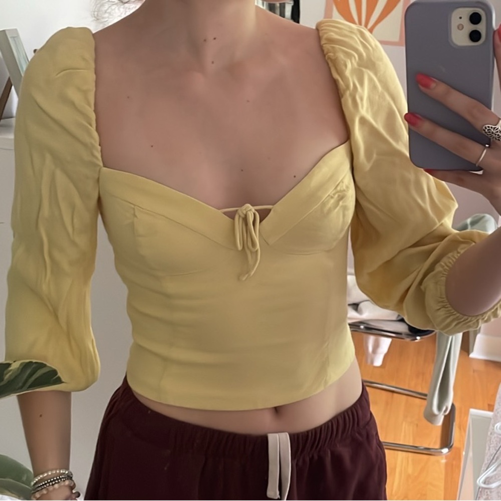 Aritzia Wilfred novela blouse